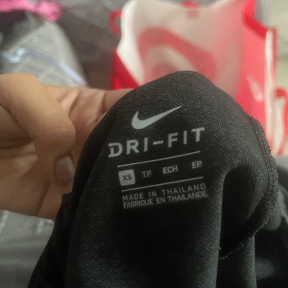 Shorts - Picture 3 of 3